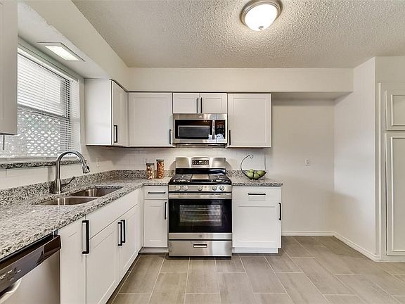 Building Photo - 8209 Ferguson Rd