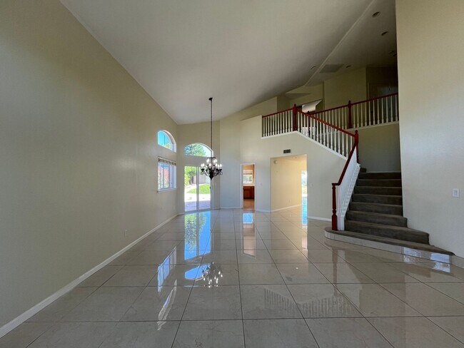 Building Photo - 1686 Kleck Rd