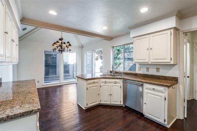 Building Photo - 16020 Chalfont Cir