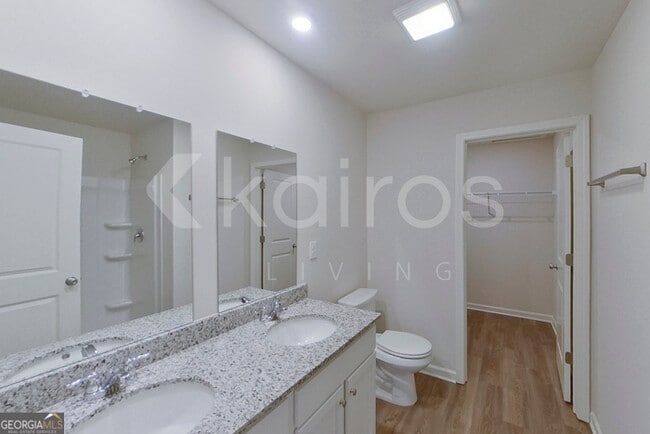Building Photo - 371 Ironwood Ct
