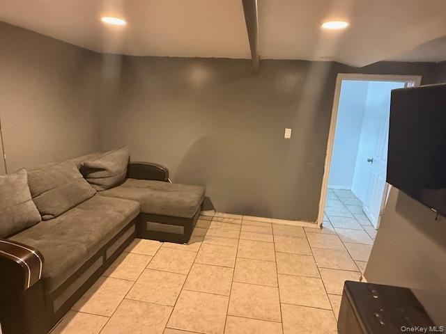 Building Photo - 113-17 209th St