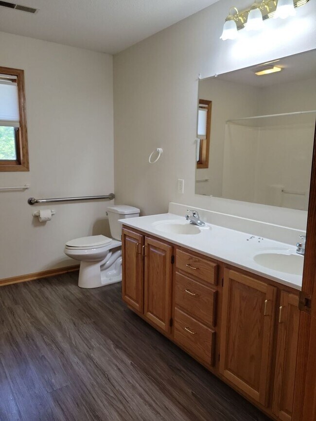 Building Photo - 2209 Cattail Way