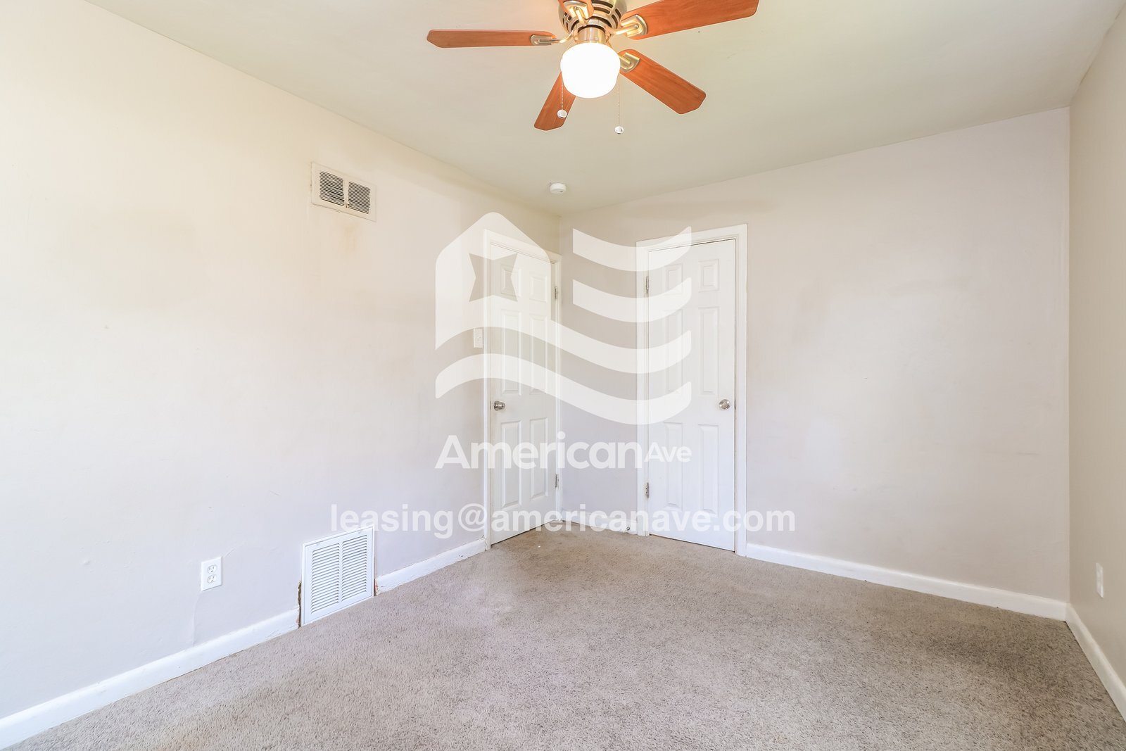 Building Photo - 9749 Dennis Dr