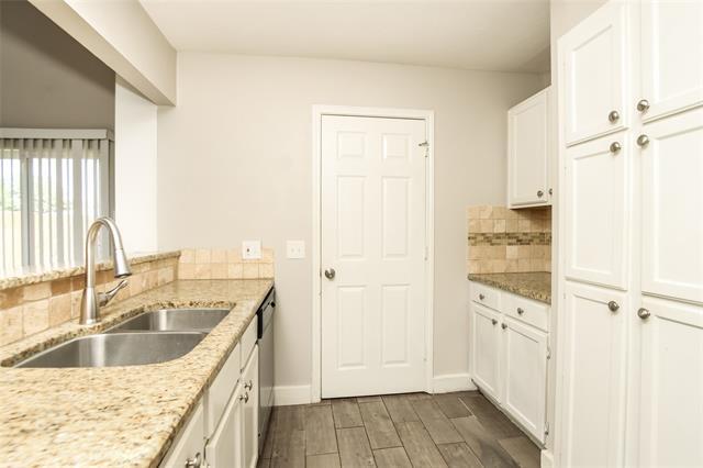 Building Photo - 1704 High Pointe Ln