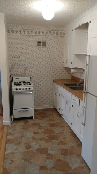 Building Photo - 6220 W 34th St