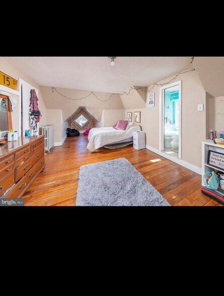 Building Photo - 310 University Blvd