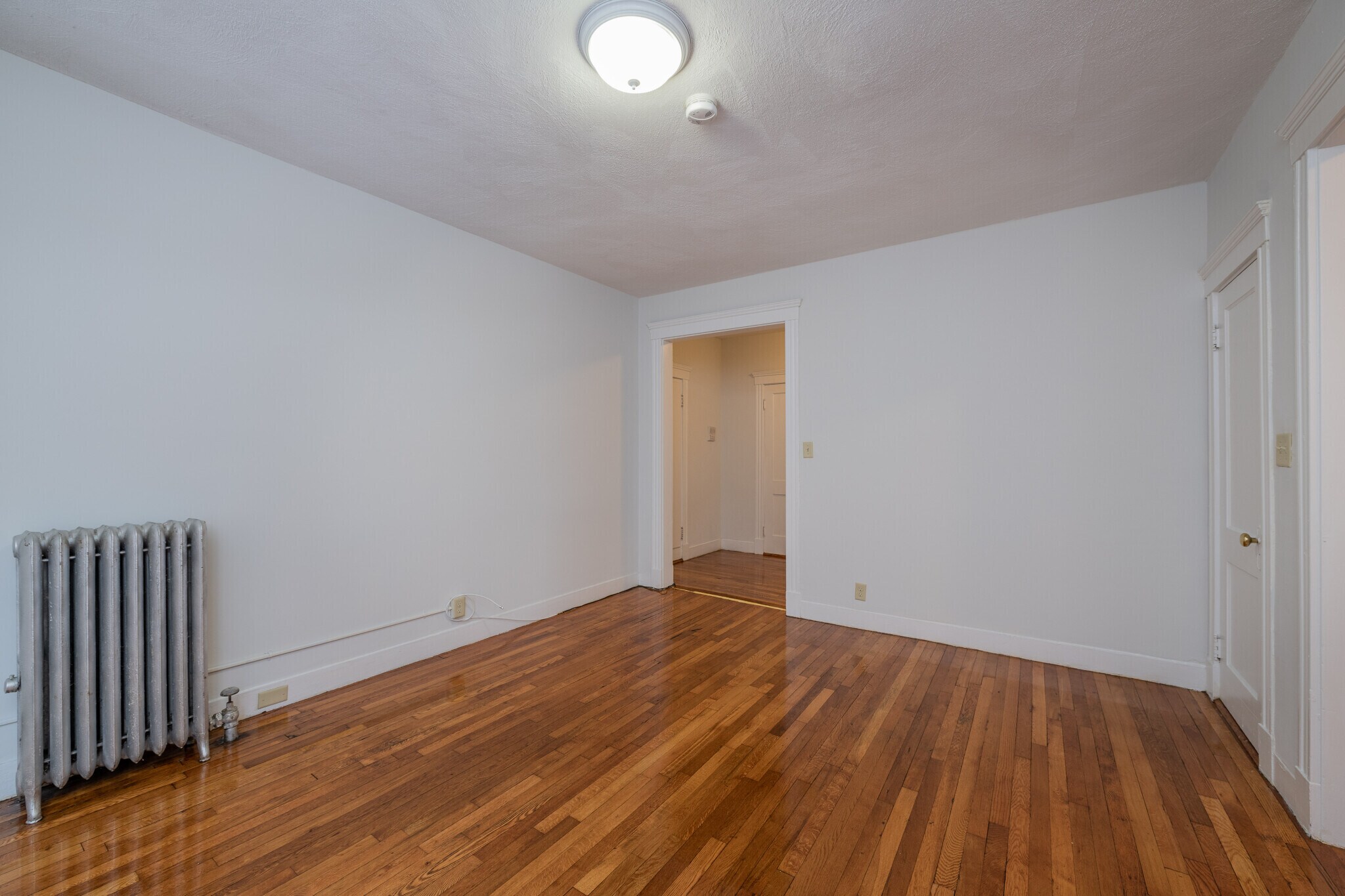 Building Photo - 49 Worthington St
