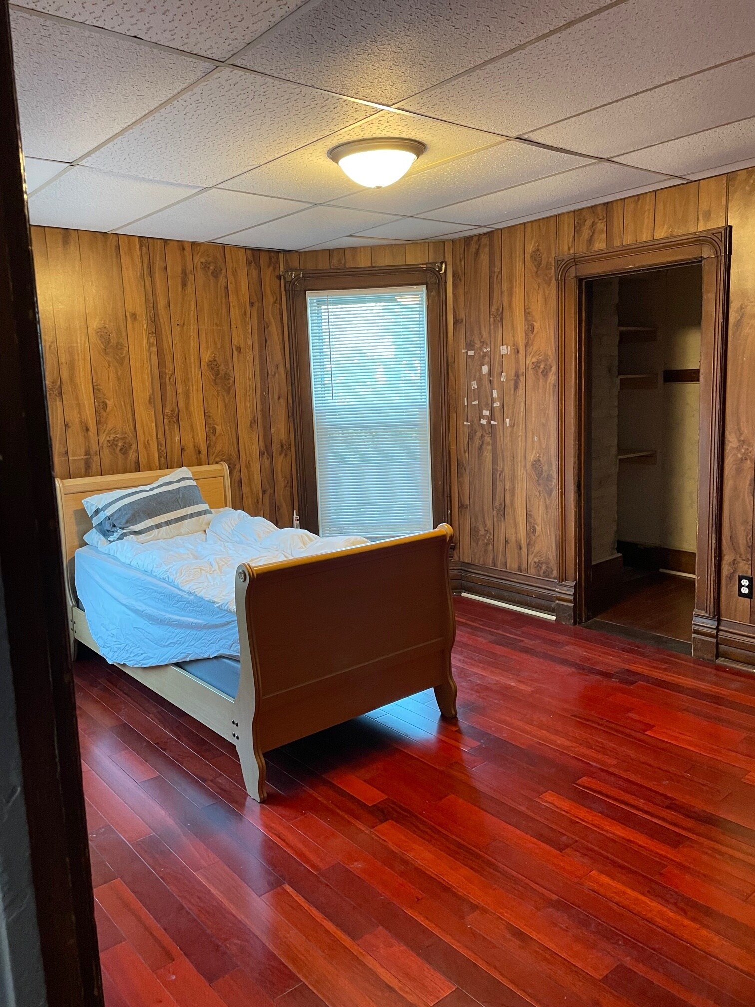 Building Photo - 201 W 3rd St