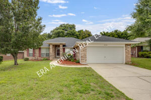 Primary Photo - 2124 Hagood Loop