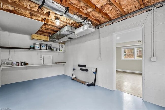 Building Photo - Earn Wealth While Leasing - Like a Homeowner - Lease to Own