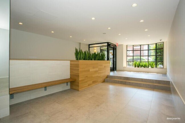 Building Photo - 1 bedroom in Brooklyn NY 11218