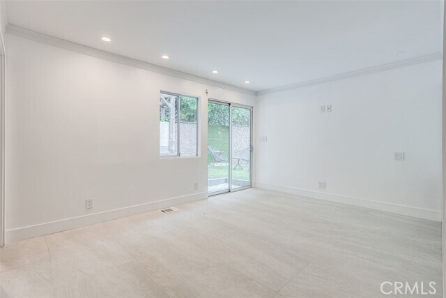 Building Photo - 11354 Sunshine Terrace