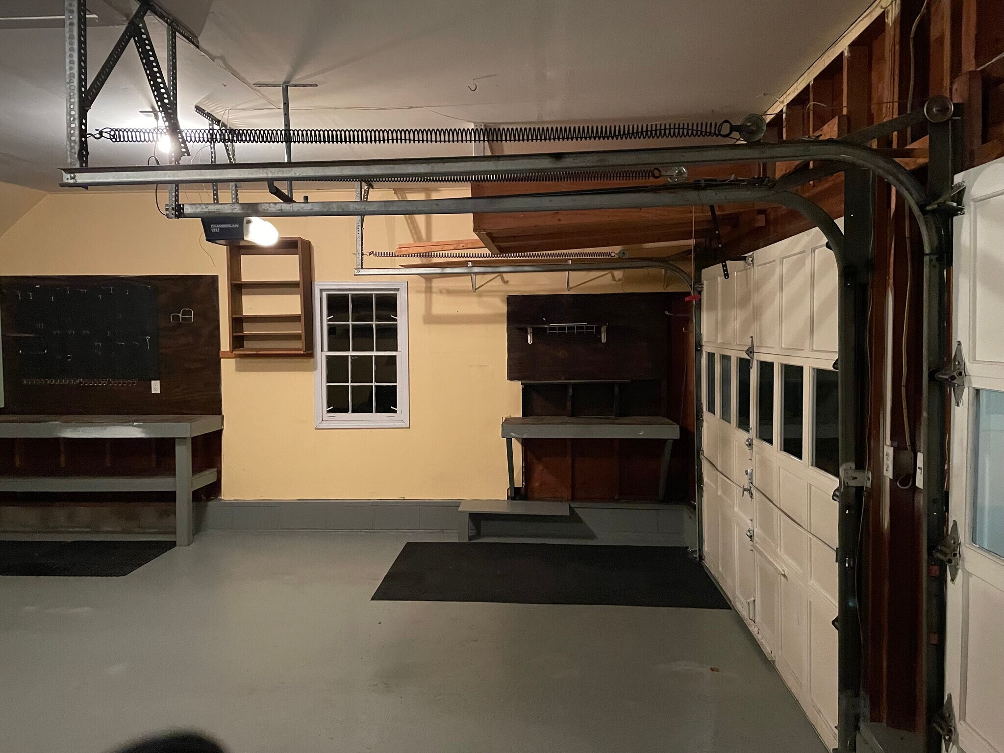 Building Photo - 35 Hastings Ave