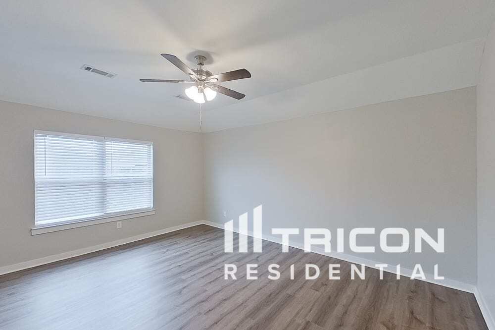 Building Photo - 1569 Ferguson Dr