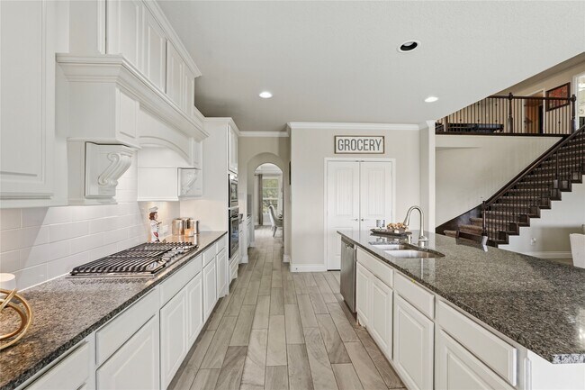 Building Photo - 10311 Silver Shield Way