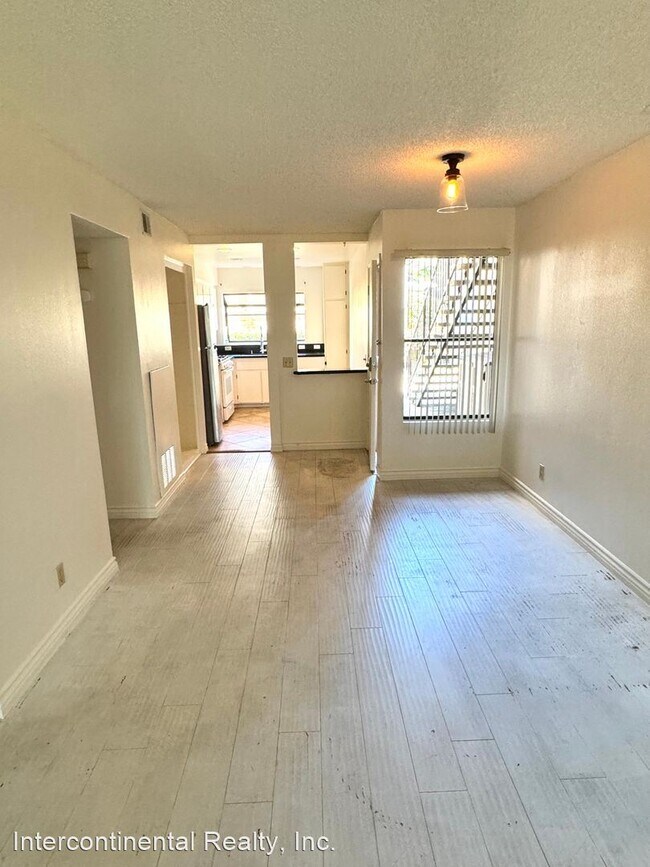 Building Photo - 2 br, 2 bath House - 771 Seneca St. D43