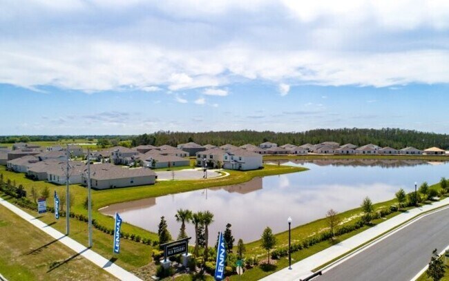 Building Photo - 5030 Four Strand Ct