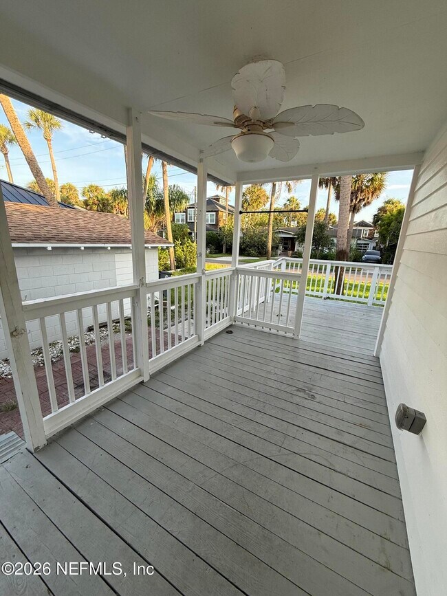 Building Photo - 1096 East Coast Dr