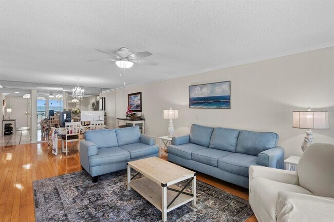 Building Photo - 2900 Gulf Blvd