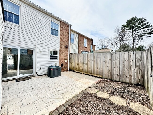 Building Photo - READY NOW!! Fenced Patio - Pet Friendly - Over 1,500 Square Feet!!