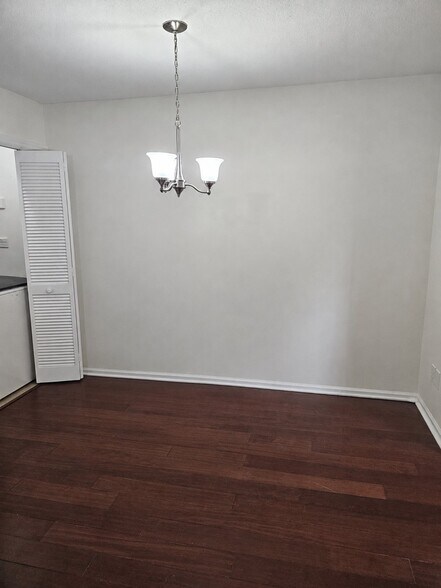 Building Photo - 3705 Nealshire Dr NW