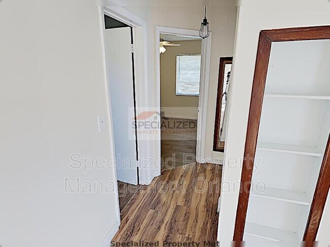 Building Photo - 2260 W Dana Dr