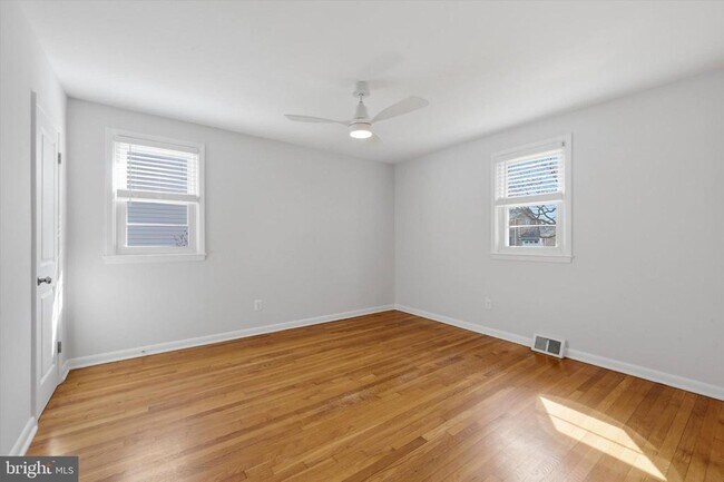 Building Photo - 107 Alders Dr