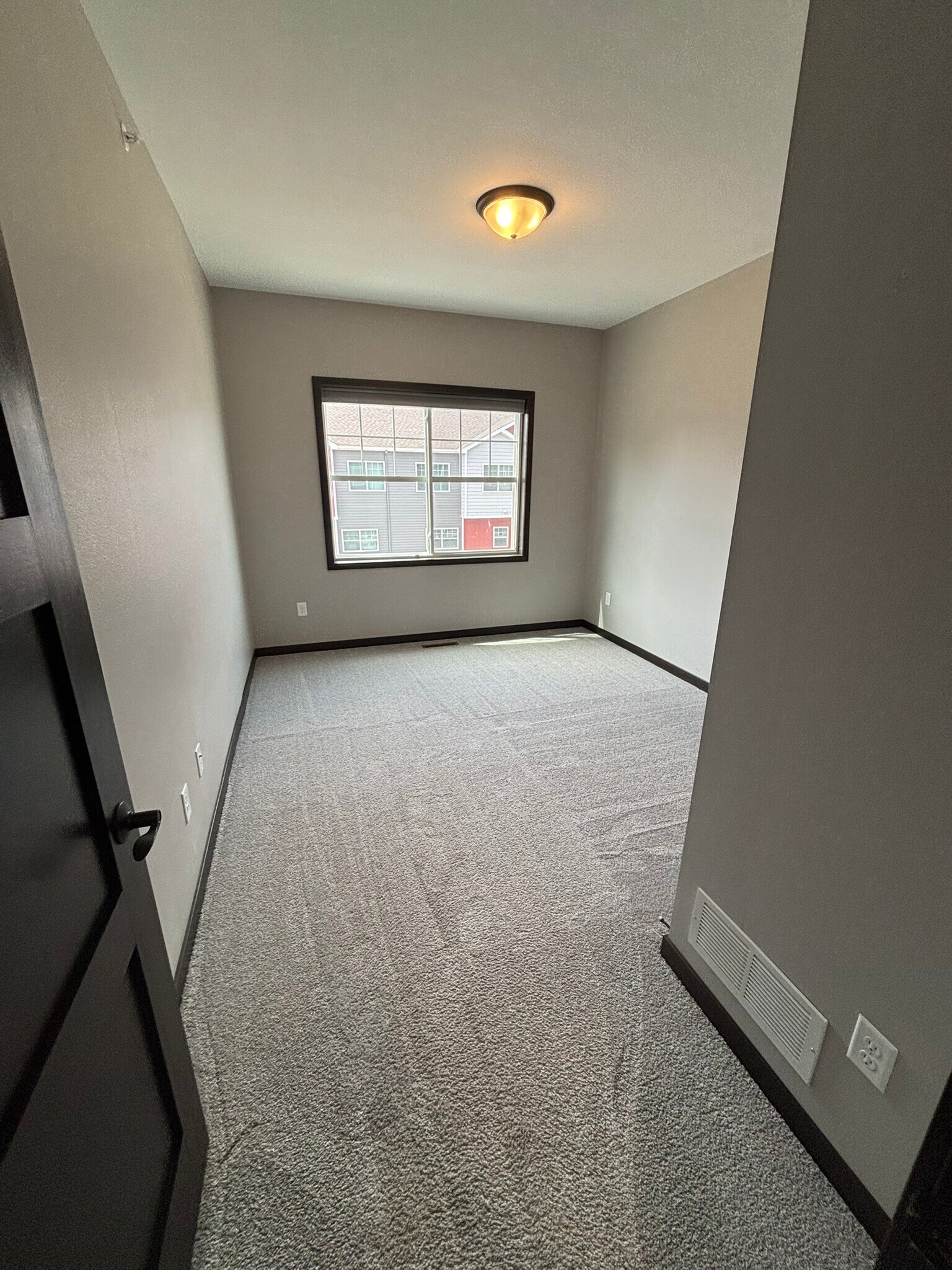 Building Photo - 3064 Bluestem Trl