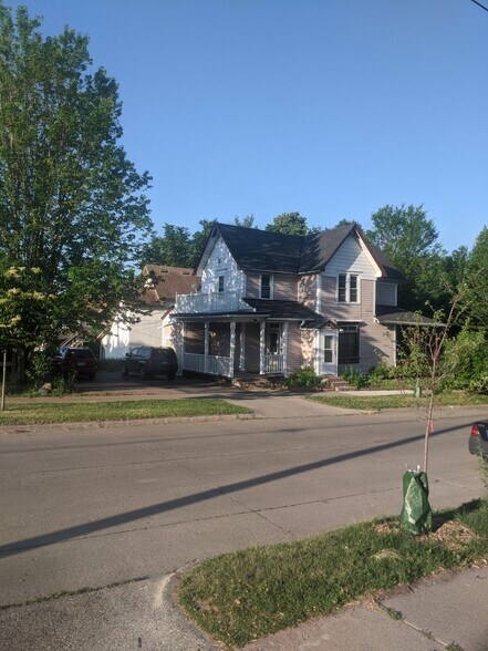 Building Photo - 2255 Pierce St NE