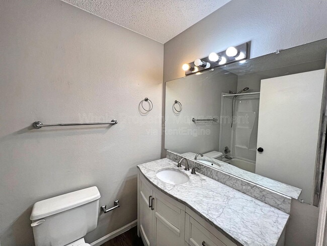 Building Photo - 8100 W Quincy Ave