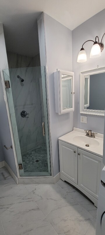 Building Photo - 362 S Palm Dr