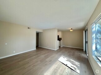 Building Photo - Newly Remodeled 2 Bedroom 2 Bath Near UTC ...
