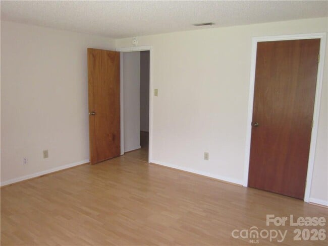 Building Photo - 11411 Misty Valley Ct