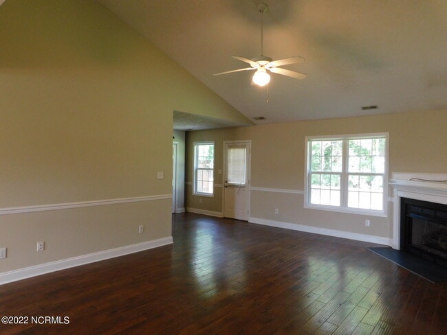 Building Photo - 1504 Mesquite Ct