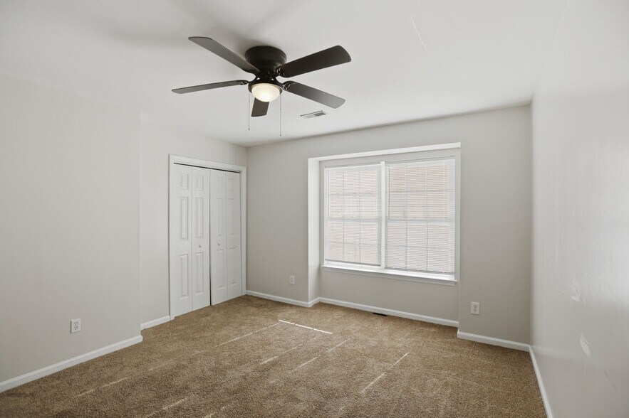 Building Photo - 4060 Cedars Pkwy