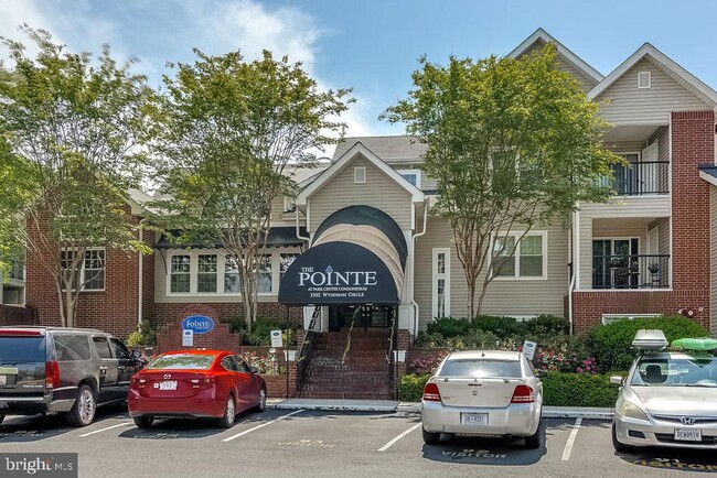 Building Photo - 3305 Wyndham Cir