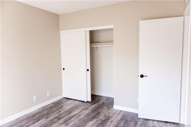 Building Photo - Great Townhouse