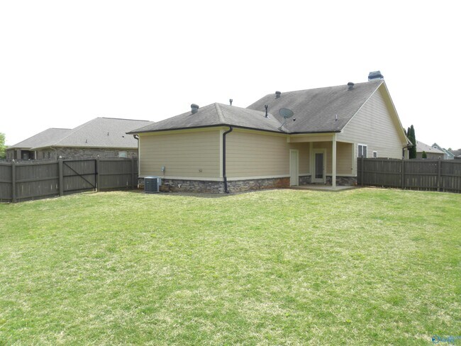 Building Photo - 108 Otter Lagoon Dr SW