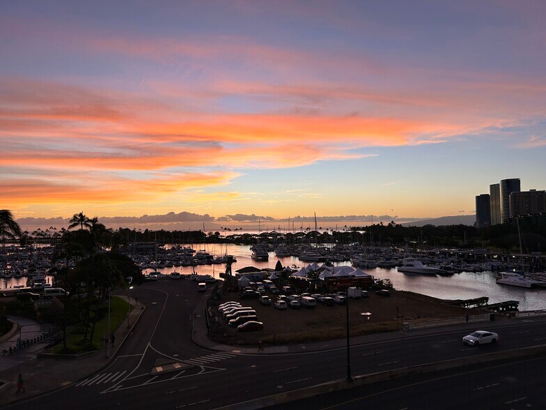 Building Photo - 1676 Ala Moana Blvd