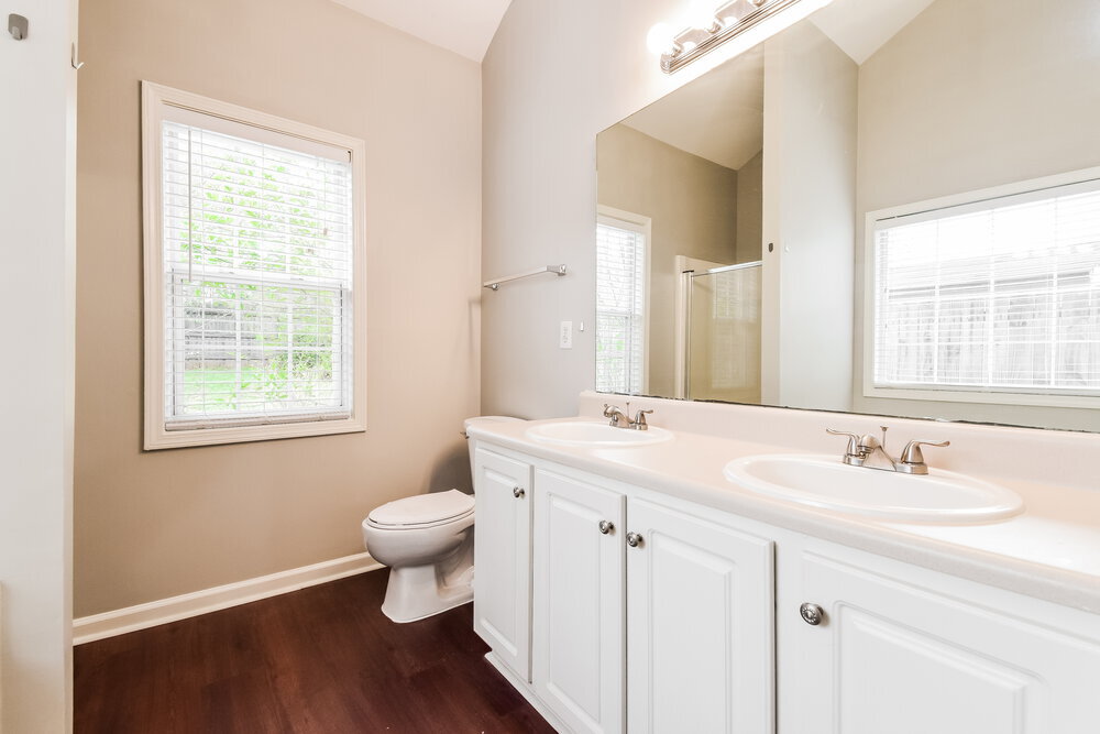 Building Photo - 1820 Towne Park Dr