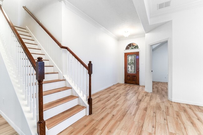 Building Photo - 28259 Daystrom Ln