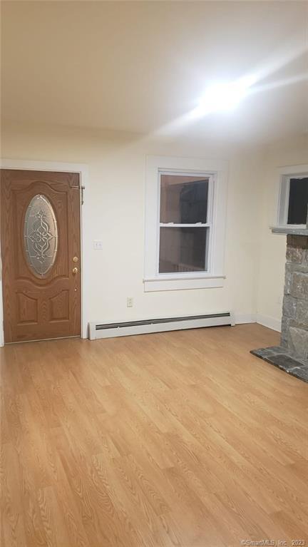 Building Photo - 42 Weed Hill Ave