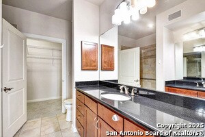 Building Photo - 7204 Oak Manor Dr