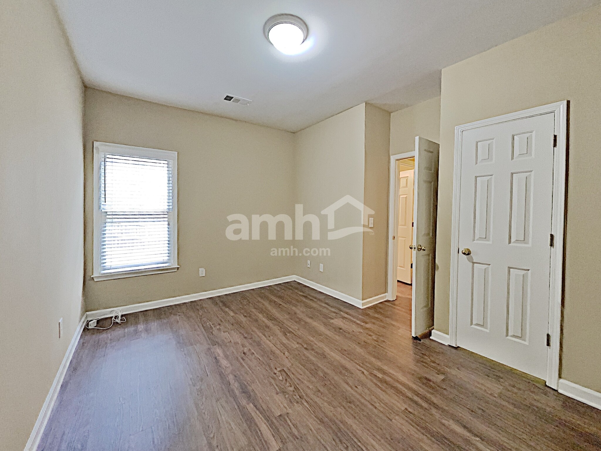 Building Photo - 423 Evans Mill Dr