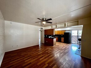 Building Photo - Charming 2 Bedroom Townhome with Private 2...