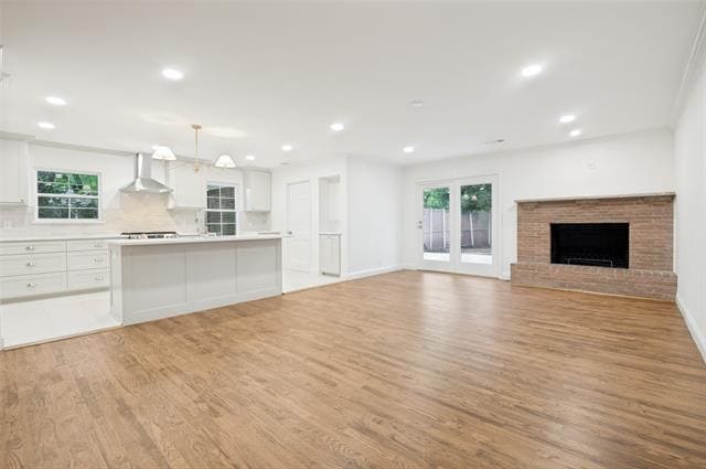 Building Photo - 705 Tarryall Dr