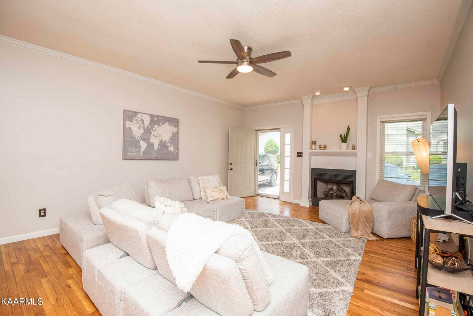 Building Photo - 1728 Stone Hedge Dr