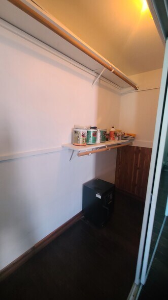 Building Photo - 2019 N Manning St