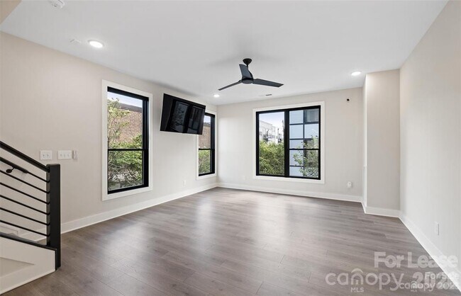 Building Photo - 4523 Radler Ct