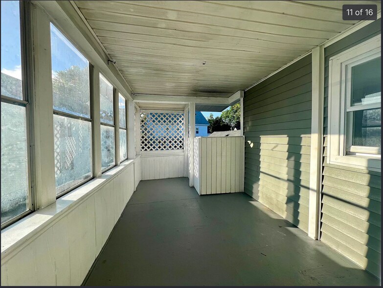 Building Photo - 13 Summer St